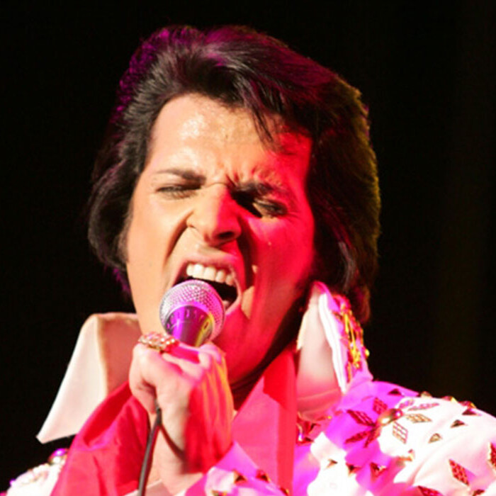Mark Andrew performs his Legends Show at the Parkes Elvis Festival